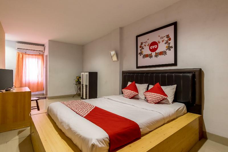 Sz Nine One Hotell Medan Exteriör bild